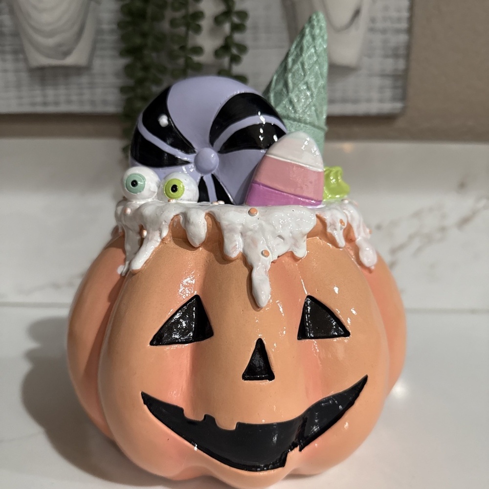 Pumpkin Sweet Treat Halloween Decor Summerween - Picture 2 of 6